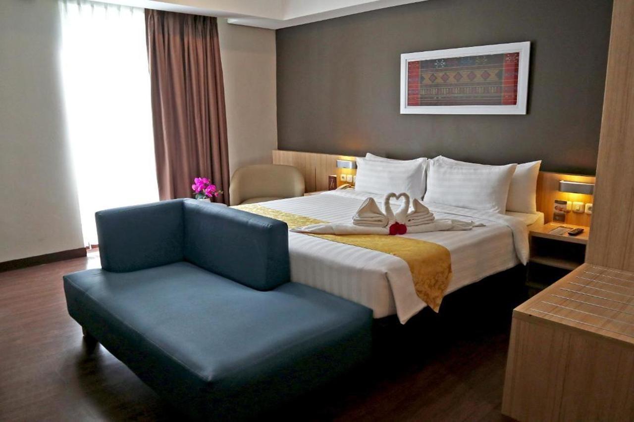 Anara Sky Kualanamu Hotel Медан Екстер'єр фото