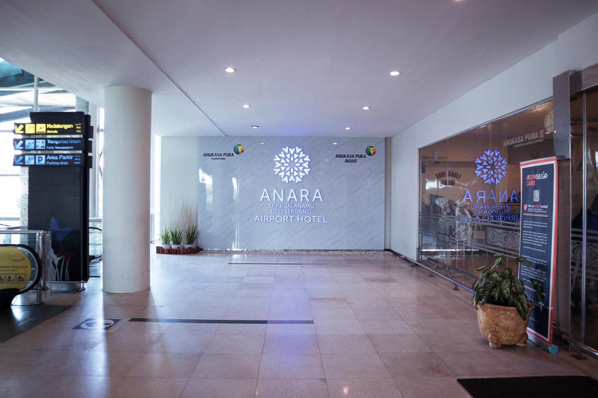 Anara Sky Kualanamu Hotel Медан Екстер'єр фото